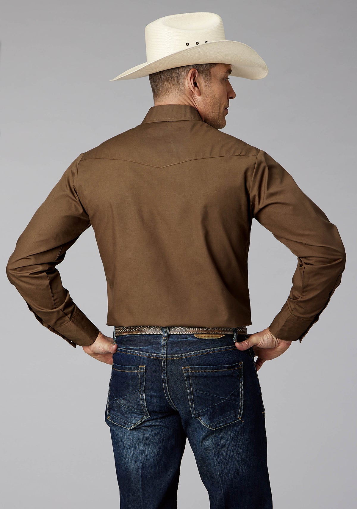 Roper Long Sleeve Solid Broadcloth Mocha Brown