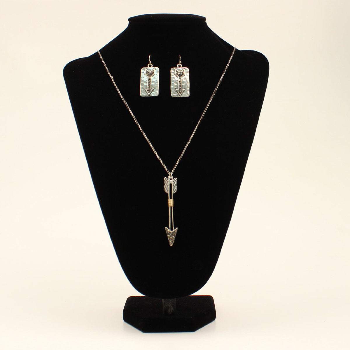 Blazin Roxx Arrows Necklace and Earring Set