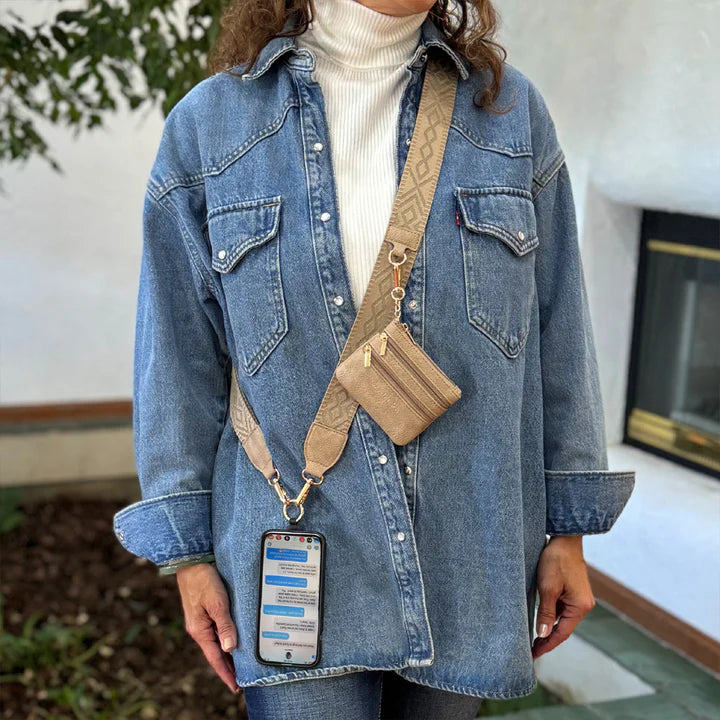 Save the Girls Clip & Go Strap Zip Pouch Classic
