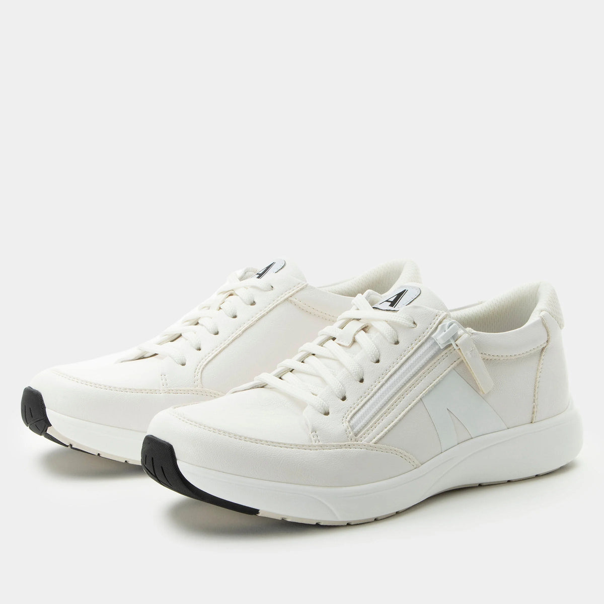 Alegria Eazeer White Out