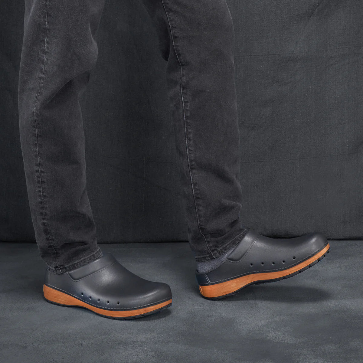 Dansko Kane Mens Molded Black