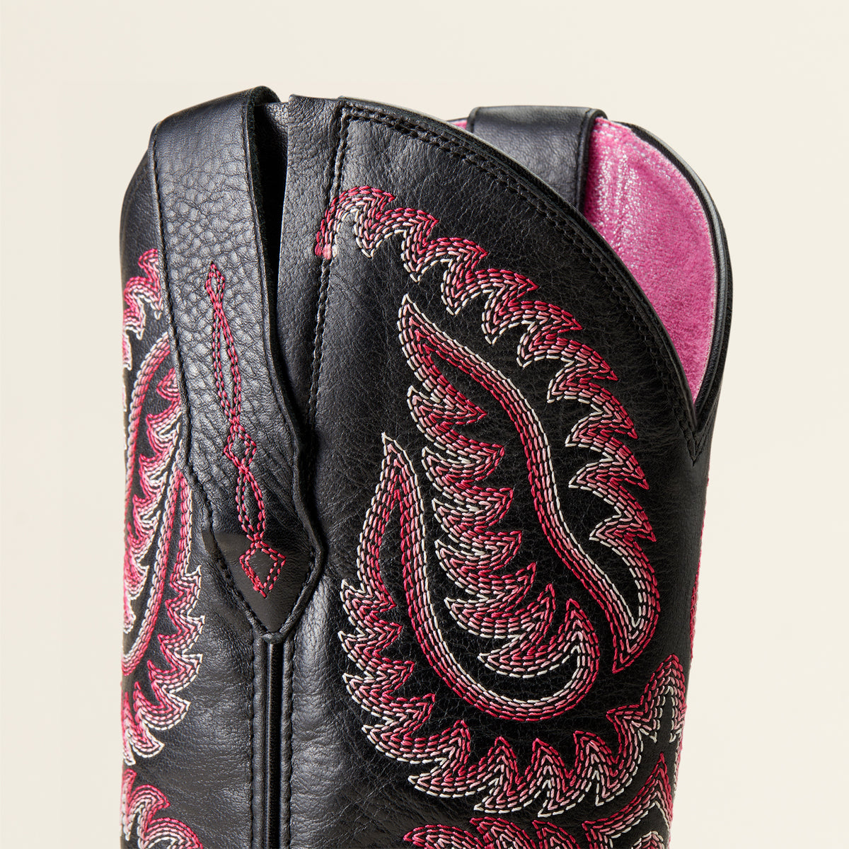 Ariat Cattle Caite Black Deertan / Madison Avenue