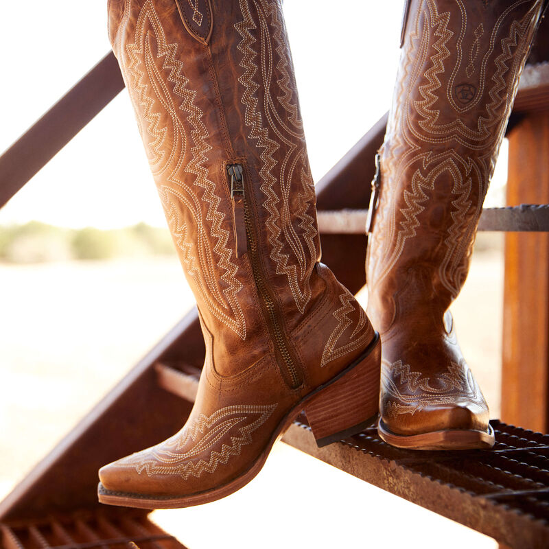 Ladies boots