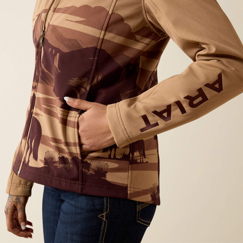 Ariat Ladies Logo Softshell Jacket Lone Ranger Print