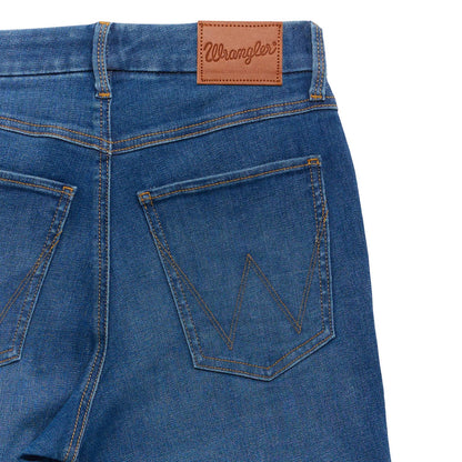 Wrangler Bespoke High Rise Bootcut Jean Pearl