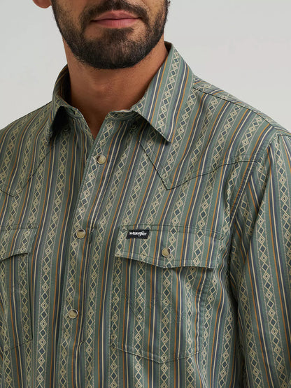 Wrangler All Terrain Gear Men's Technical Shirt Dark Forest