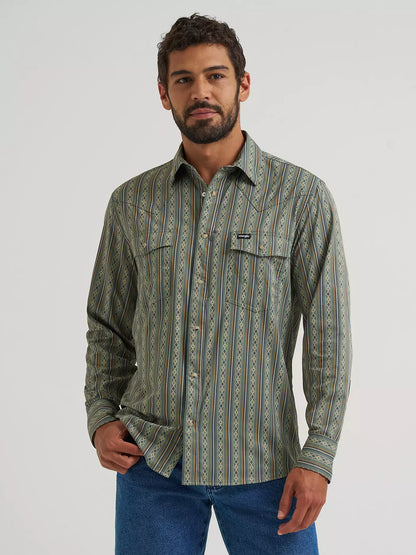 Wrangler All Terrain Gear Men's Technical Shirt Dark Forest