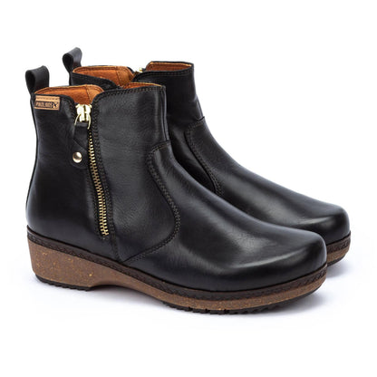 Pikolinos Granada Bootie Zip Black