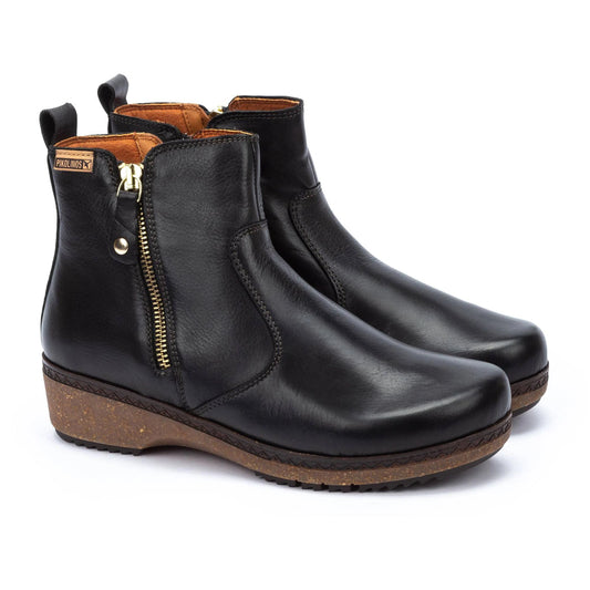 Pikolinos Granada Bootie Zip Black
