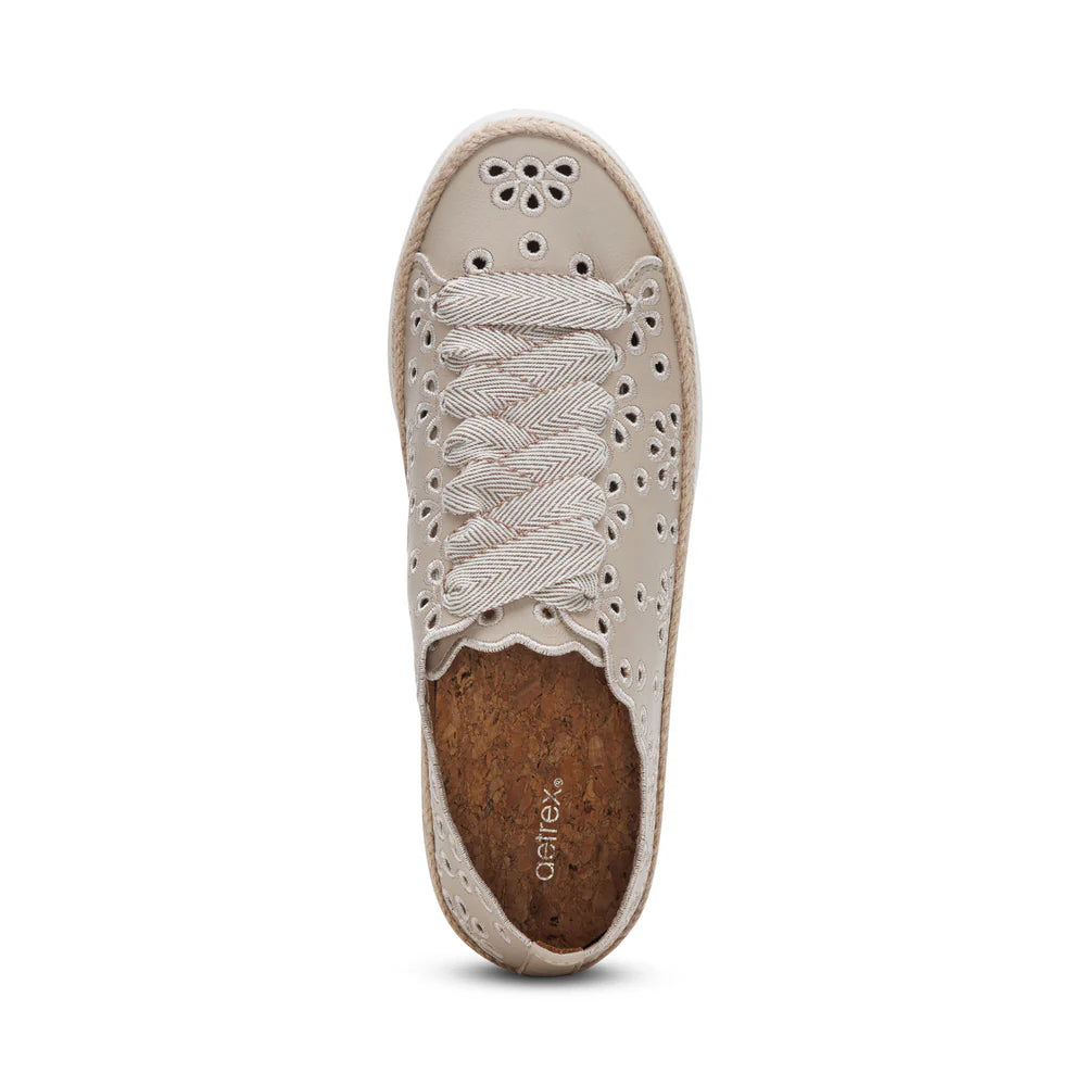 Aetrex Charlotte Cutout Tan