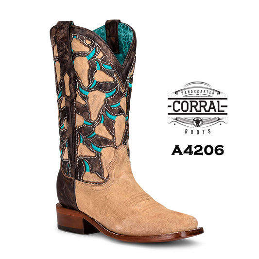 Corral Steer Skull Turquoise Horns Square Toe