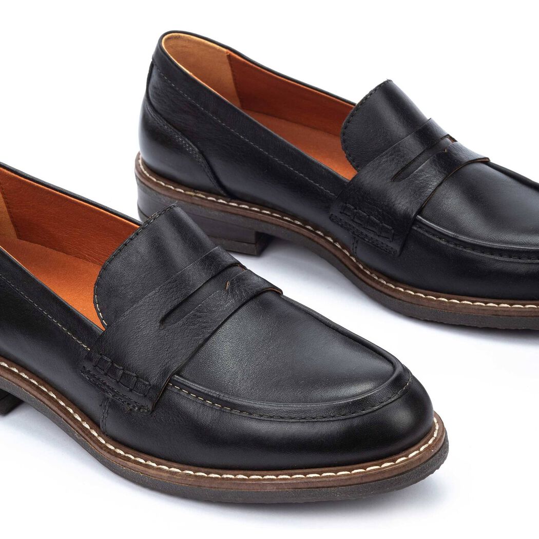 Pikolinos Aldaya Caoba Loafer Black