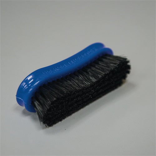 Weaver Plastic Handle Pig Face Brush