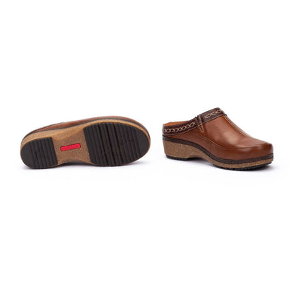 Pikolinos Granada Leather Clogs - Cuero