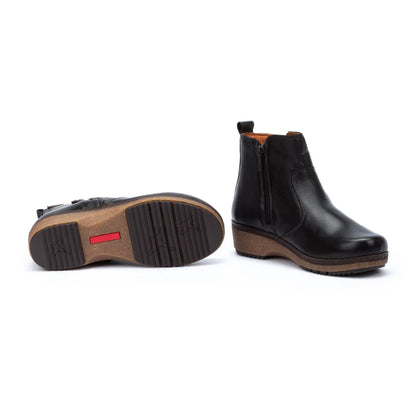 Pikolinos Granada Bootie Zip Black