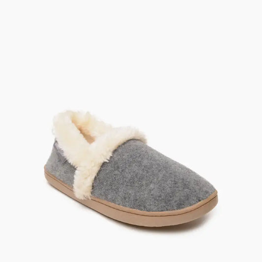 Minnetonka Dina Slipper