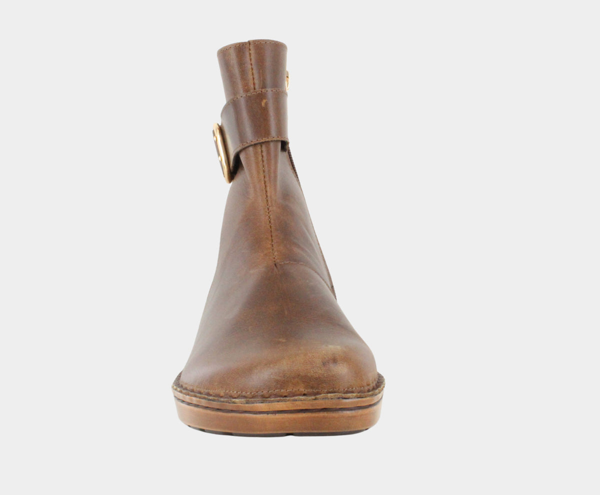 Naot Capri Truffle Brown