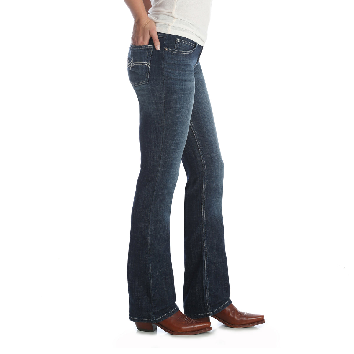 Wrangler Mid Rise Boot Cut DO Wash