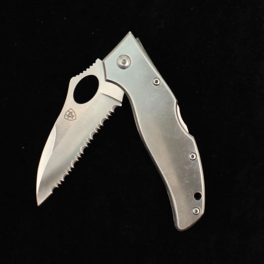 Ariat Stainless Steel Serrated Knife