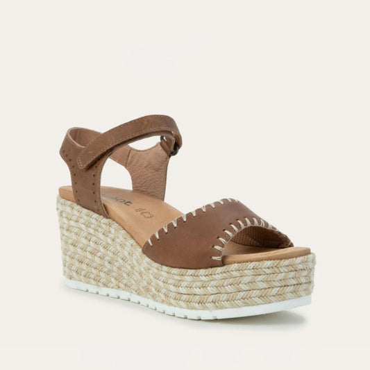 Naot Blanes Latte Brown