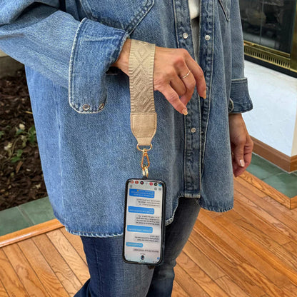 Save the Girls Clip & Go Strap Zip Pouch Classic