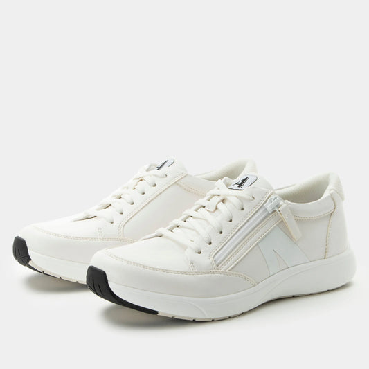 Alegria Eazeer White Out