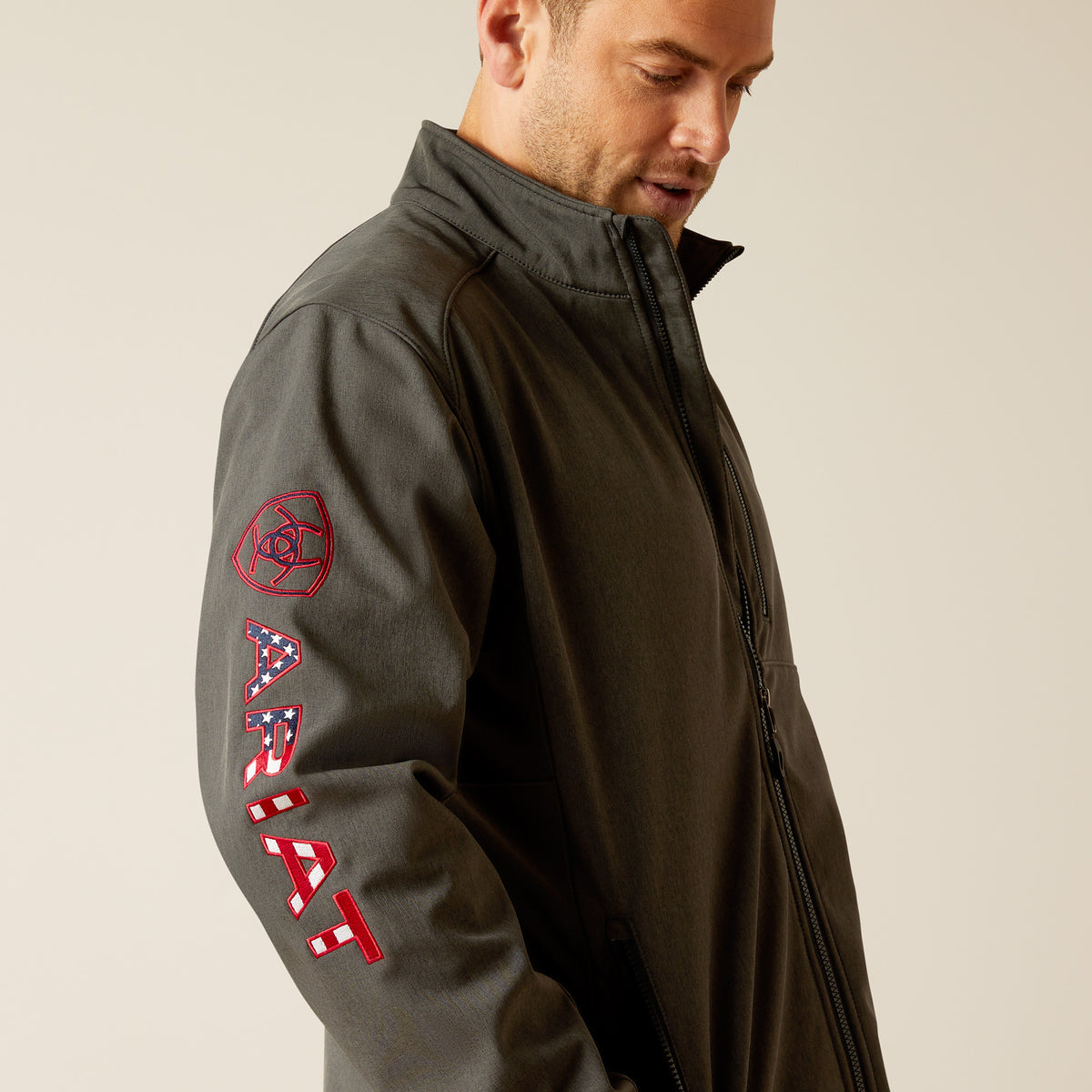 Ariat Logo 2.0 Softshell Jacket Char/Americana