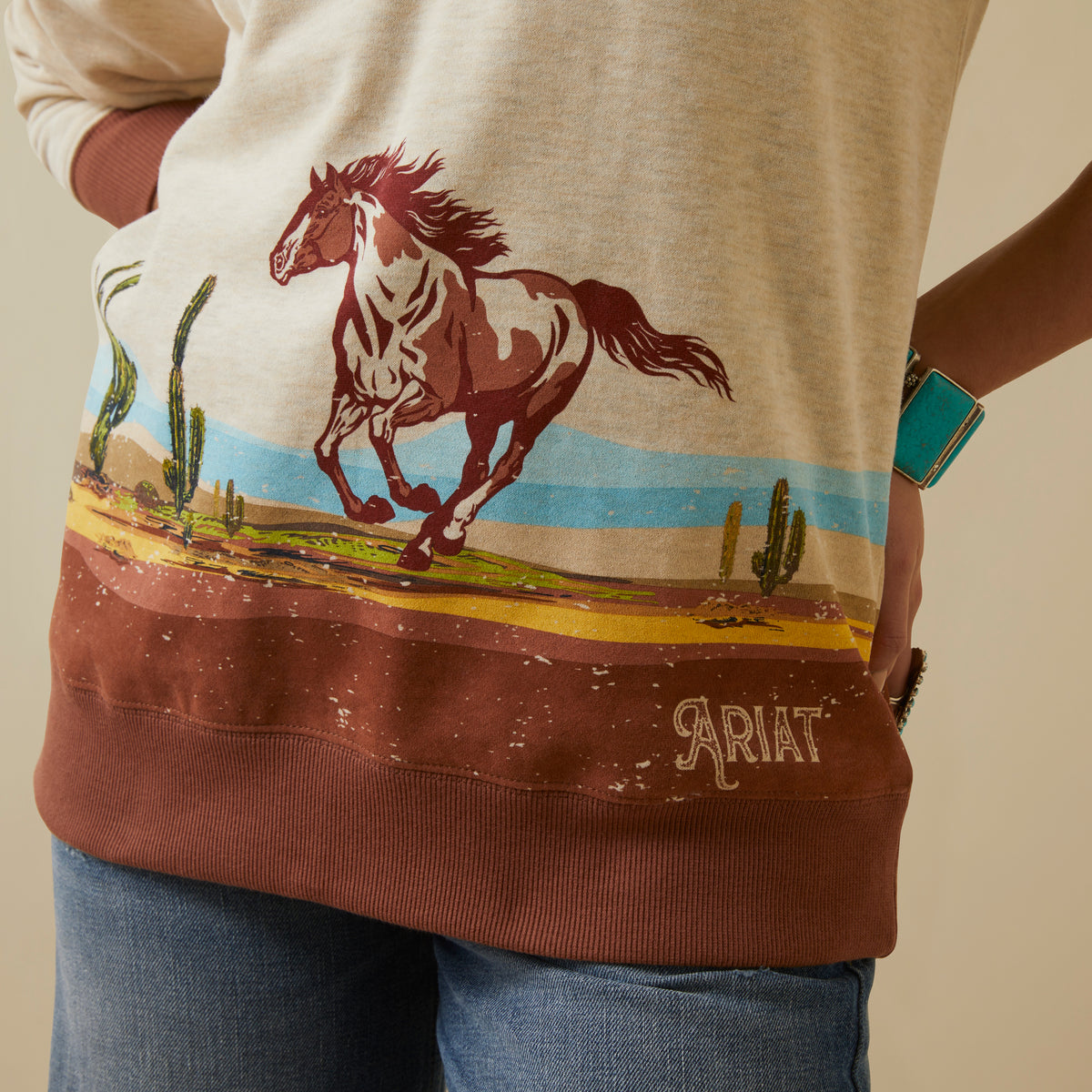 Ariat Wild Horse 1/4 Zip Sweatshirt Oatmeal