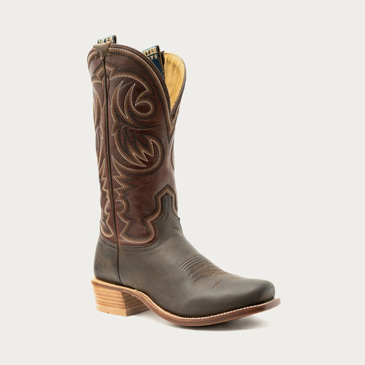 Hyer Hays Bay Apache / Rust