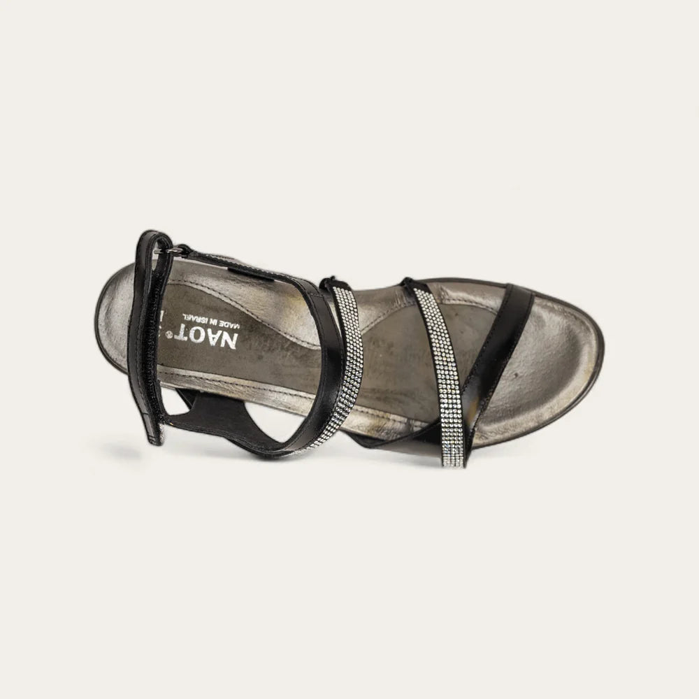 Naot Innovate Black Combo