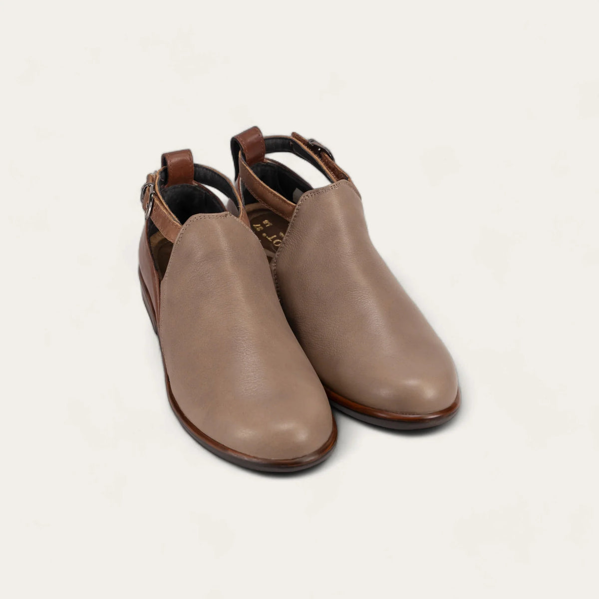 Naot Kamsin Soft Stone Chestnut