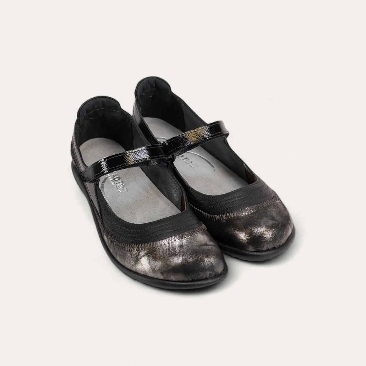 Naot Kirei Metallic Onyx Black