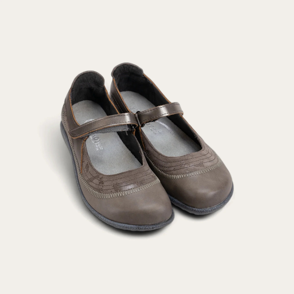 Naot Kirei Fog Gray Marble