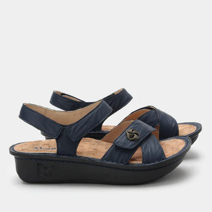 Alegria Kelsi Fondly Navy