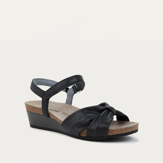 Naot Madame Black