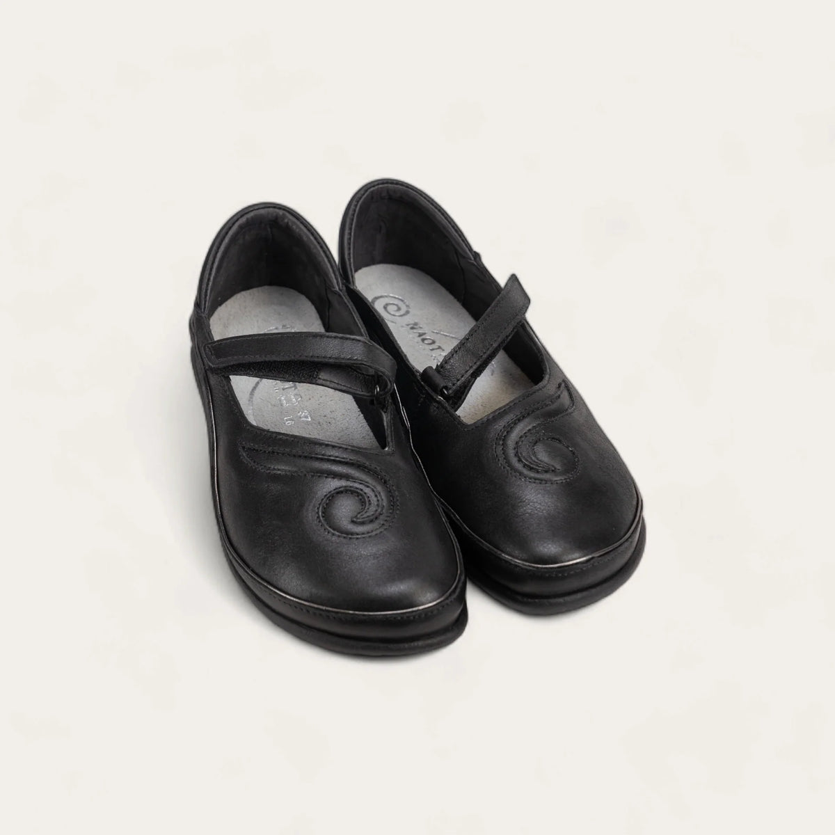Naot Matai Shiny Black