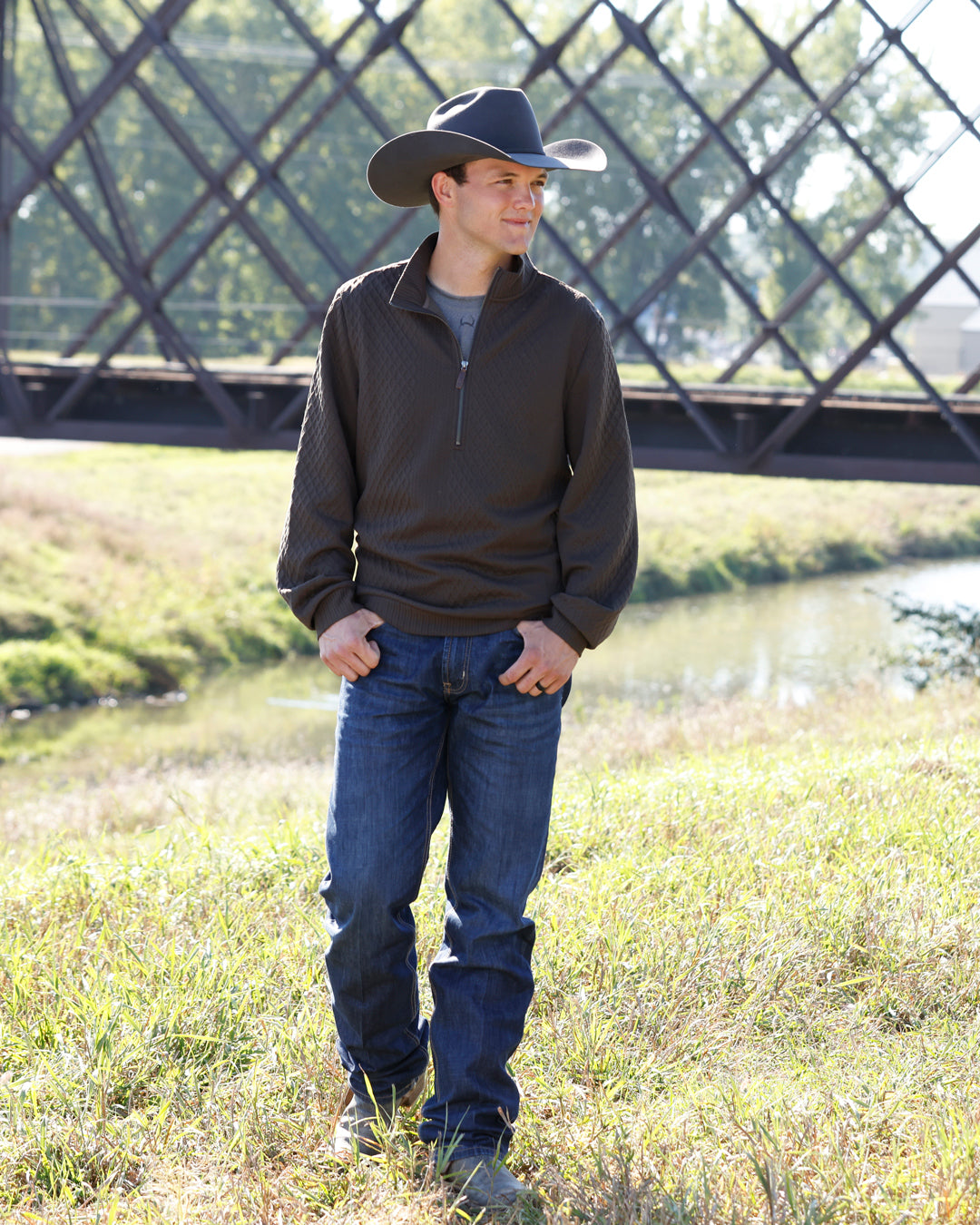 Cinch 1/4 Zip Pullover Brown
