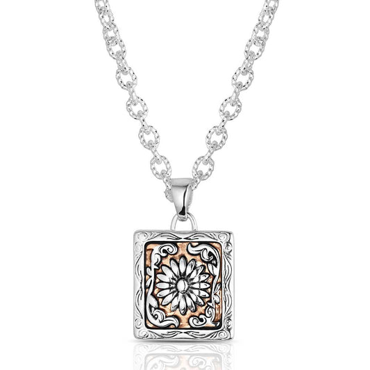 Montana Ranch House Floral Necklace