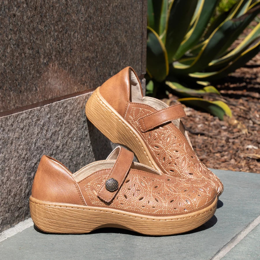 Alegria Opheliah Worn Cognac Breeze