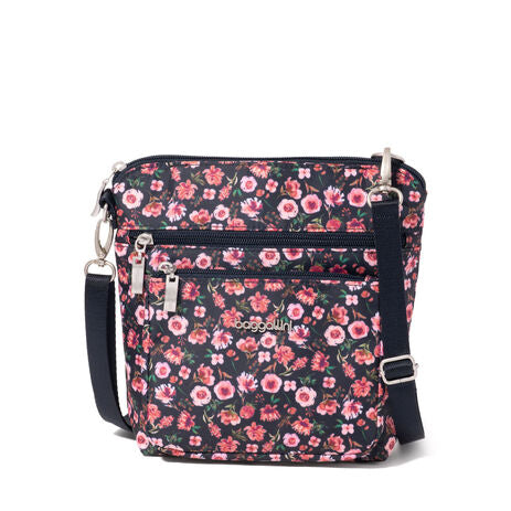 Baggallini Modern Pocket Crossbody