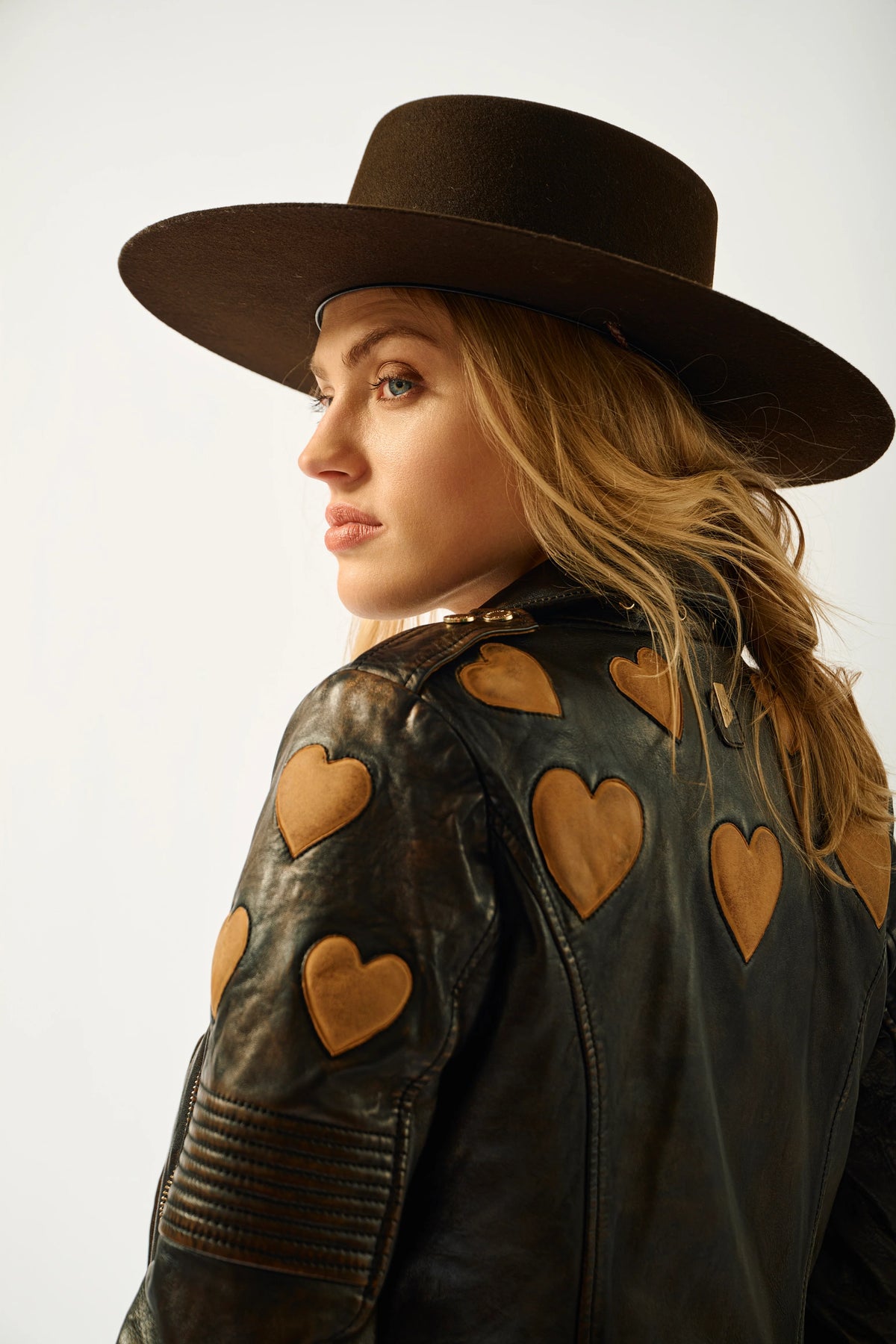 Mauritius Reo RF Heart Detail Leather Jacket Black/Cognac