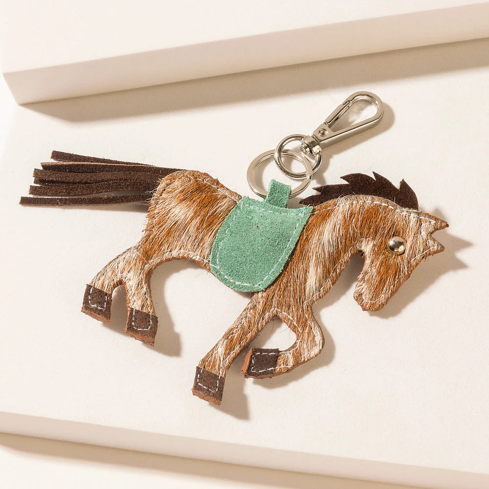 Myra Saddle-Up Horse Keychain In Desert Ebony