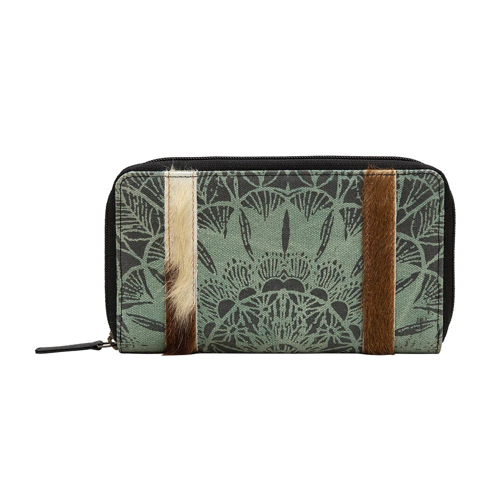 Myra Sky Magic Wallet