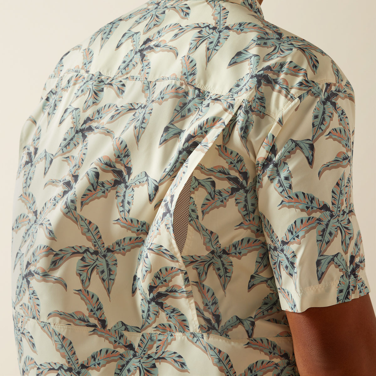 Ariat Venttek Outbound Short Sleeve Shirt Papyrus