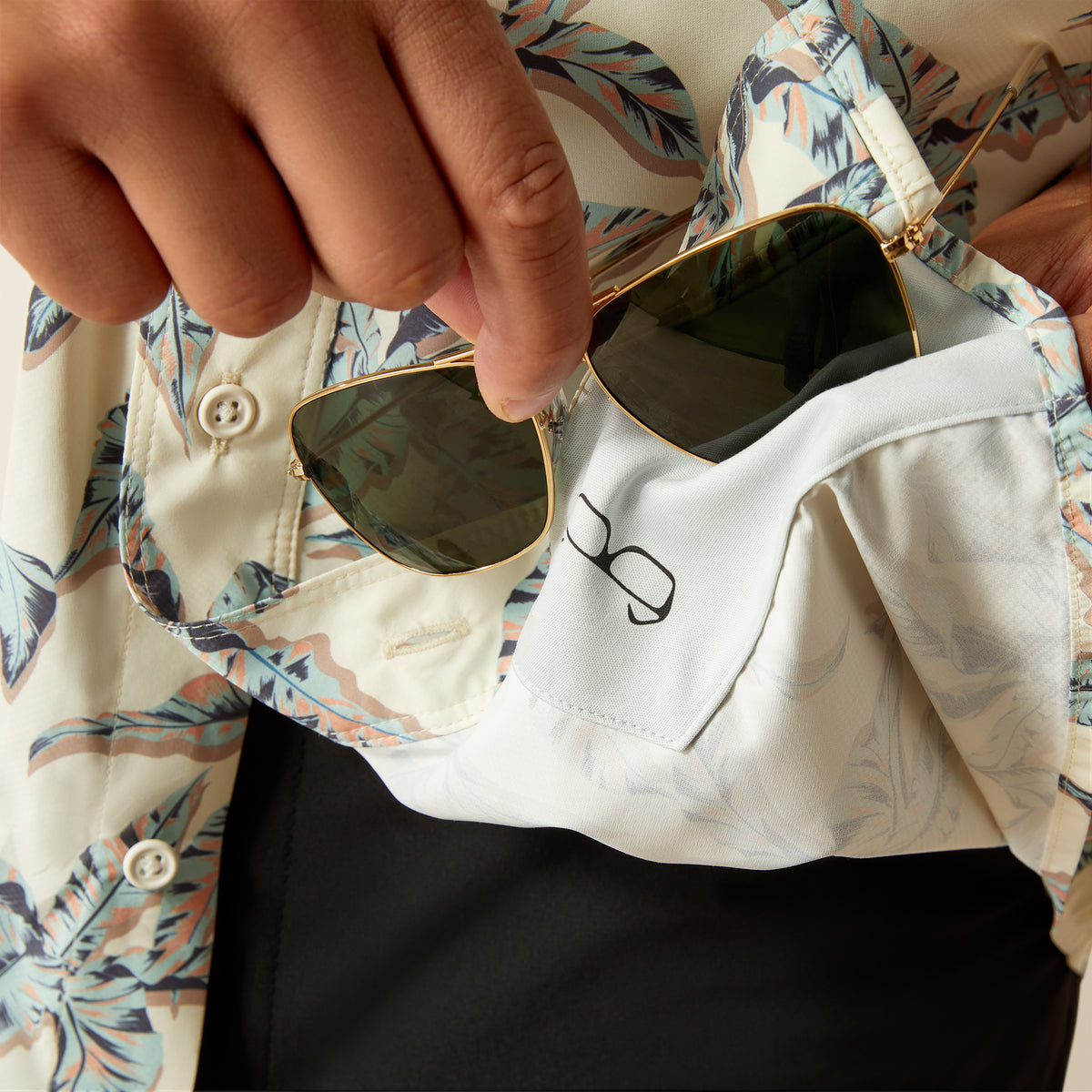 Ariat Venttek Outbound Short Sleeve Shirt Papyrus
