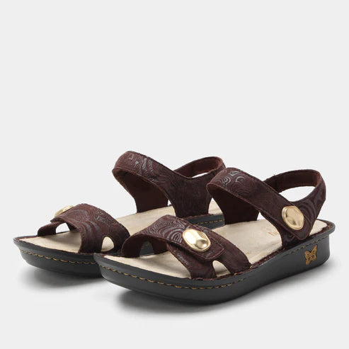 Alegria Vienna Swirling Brown