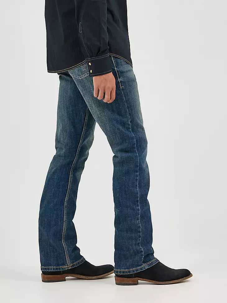 Wrangler Retro Slim Fit Boot Cut Layton
