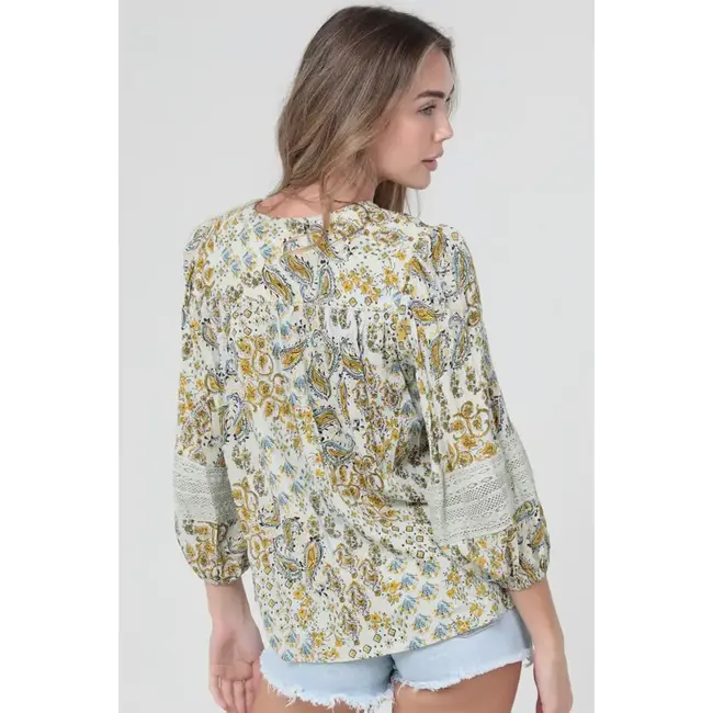 Angie V Neck Lace Insert LS Pistachio