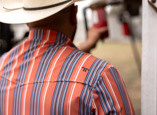 THE JAMES IN SALMON - SHORT SLEEVE SNAP
