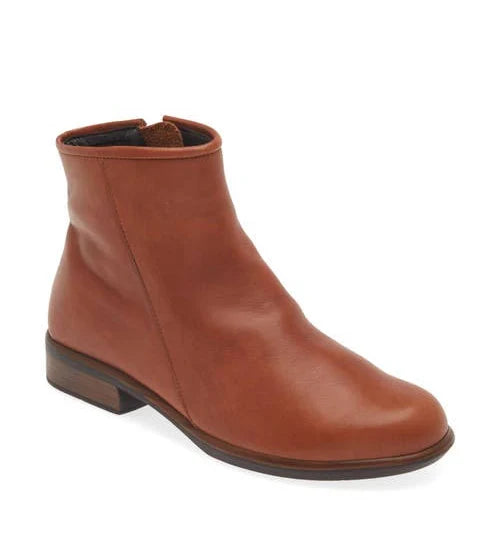 Naot Norther Brown Peanut Leather